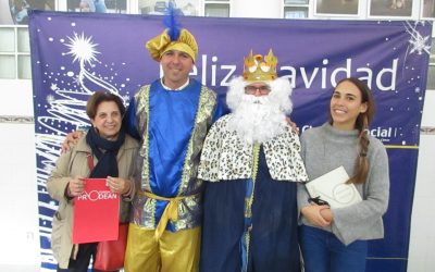 LOS REYES MAGOS VISITAN EL CENTRO DE REFUGIADOS