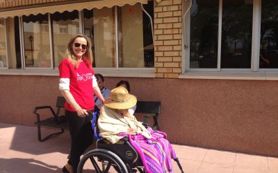PASEOS CON ANCIANOS: NUEVO VOLUNTARIADO EN JEREZ