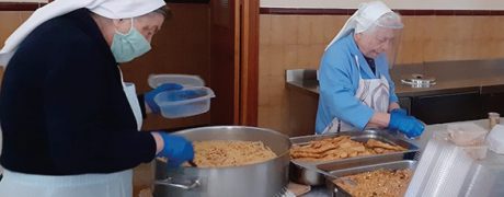 Recogida de alimentos comedor social La Milagrosa Cáceres colabora Fundación Prodean